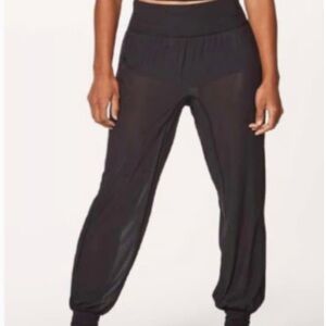 Lululemon Athletica Sun Setter Joggers